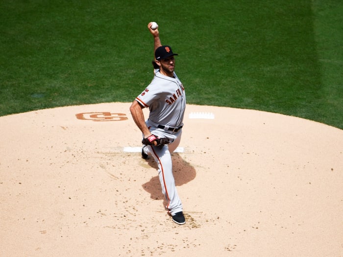 madison-bumgarner-giants-martell-roundup.jpg